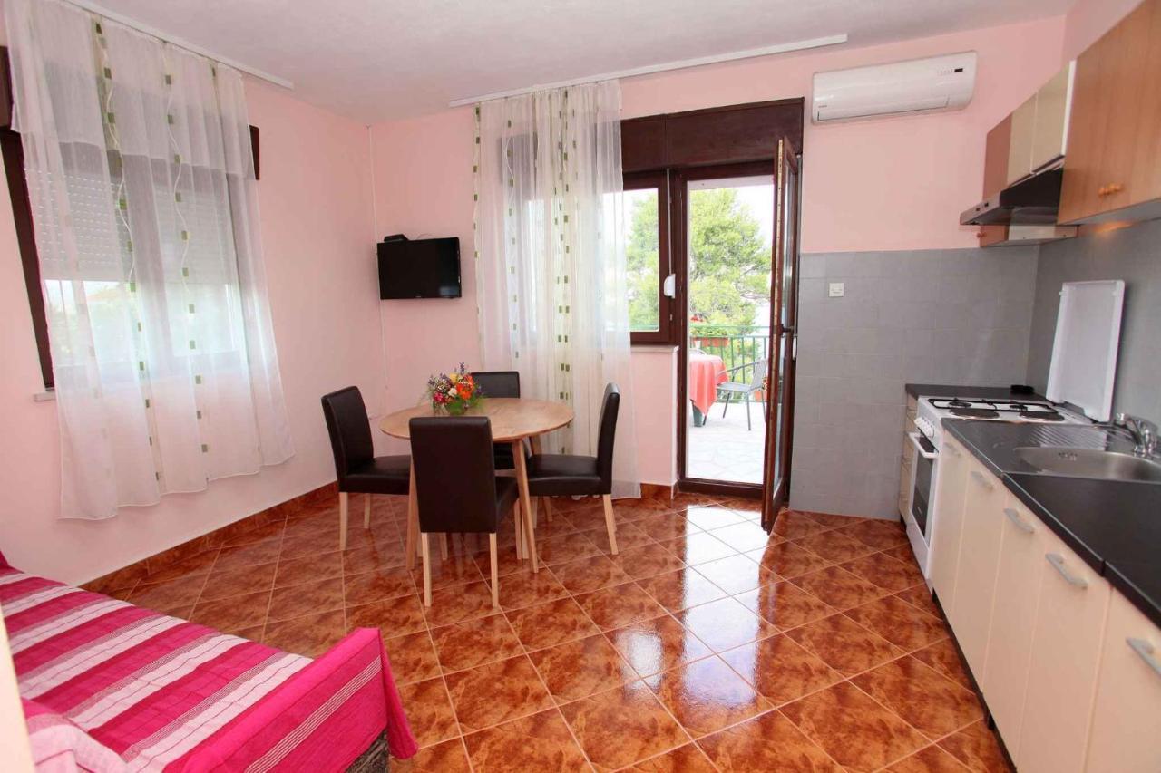 Apartment Okrug Donji 6 Okrug Gornji Buitenkant foto