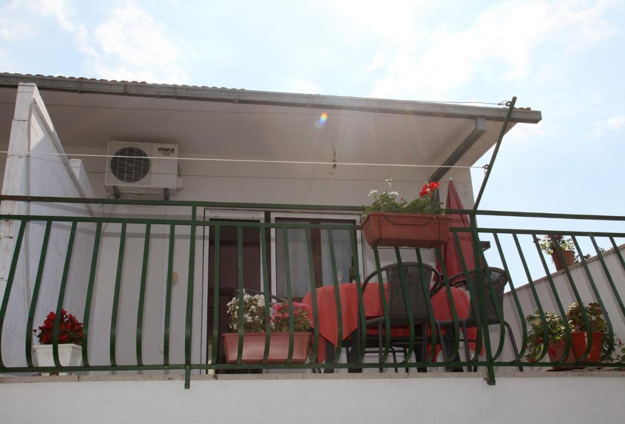 Apartment Okrug Donji 6 Okrug Gornji Buitenkant foto